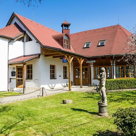 Penzion Terasa, Bed & Breakfast Velké Losiny Buitenkant foto