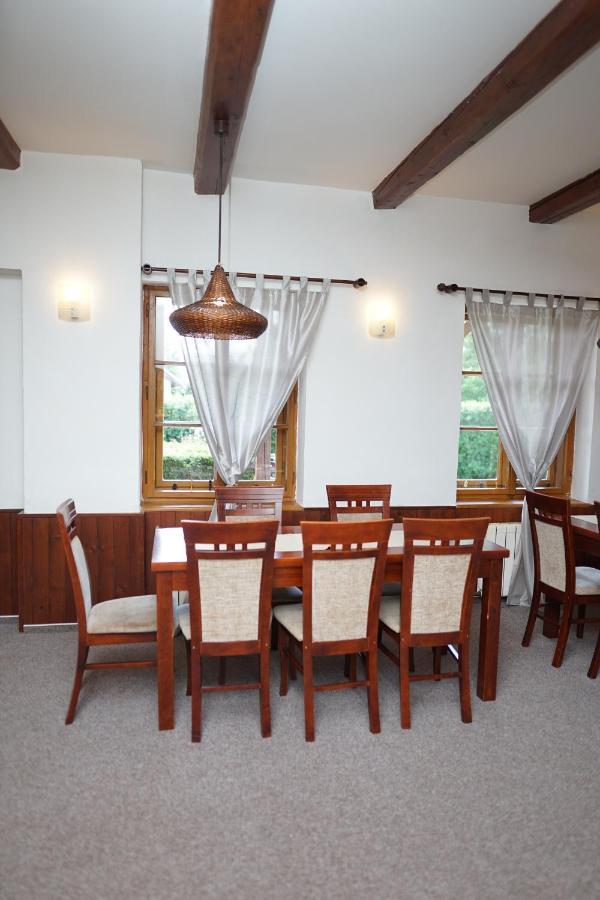 Penzion Terasa, Bed & Breakfast Velké Losiny Buitenkant foto