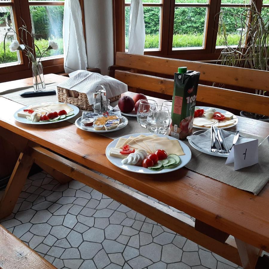Penzion Terasa, Bed & Breakfast Velké Losiny Buitenkant foto